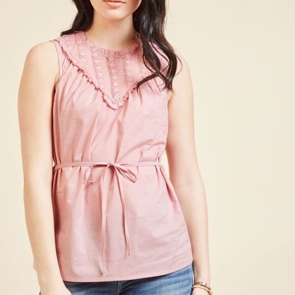 Modcloth Pink Tie Front Ruffle Lace Top Blouse Shirt Large Spring Summer - Picture 1 of 3